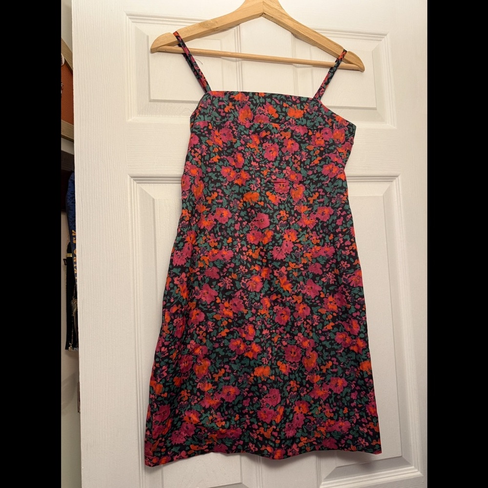 NWOT Floral Adjustable Strap Dress